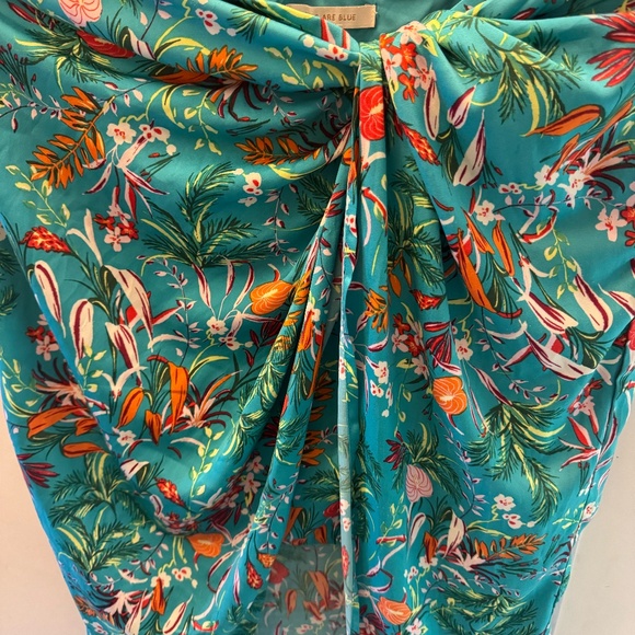 Matching Outfit | 2 FOR 1 |Satin Hawiian Skirt & Orange Short Sleeve Knit - Picture 3 of 7